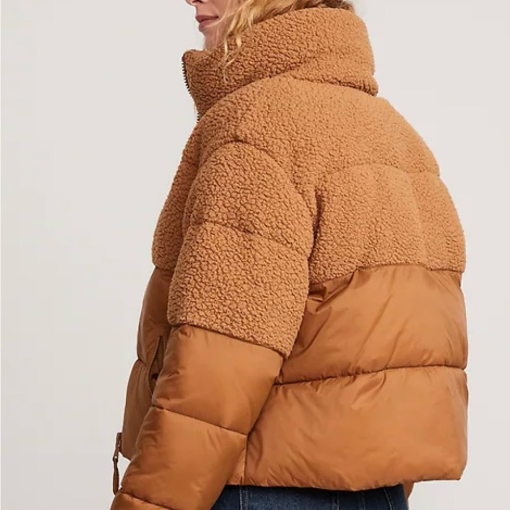Old Navy Puffer Jacket - Picture 2 of 5